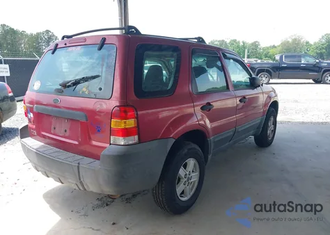 2005 Ford Escape Xls z USA, uszkodzony, nr VIN 1FMYU92Z75DA05019